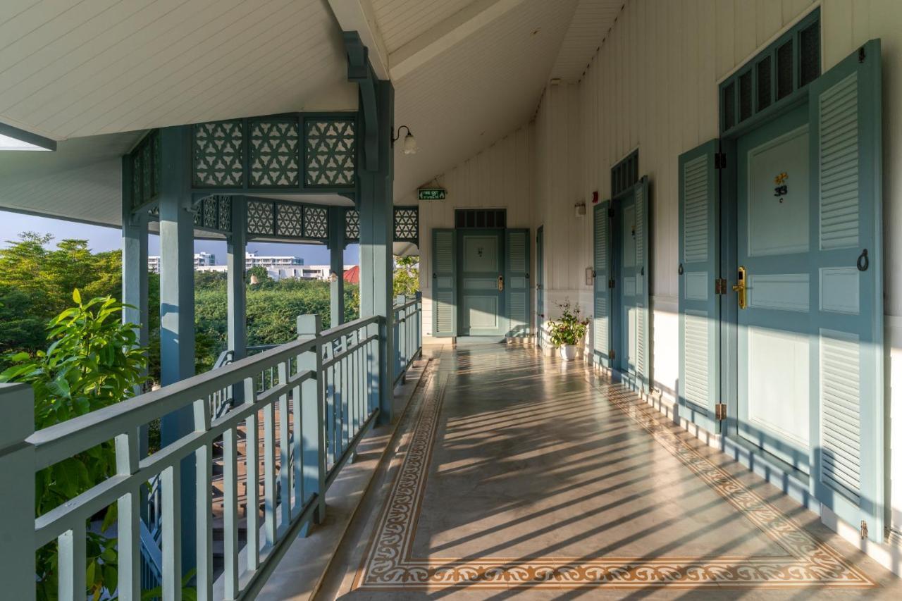 Devasom Hua Hin Resort Exterior photo